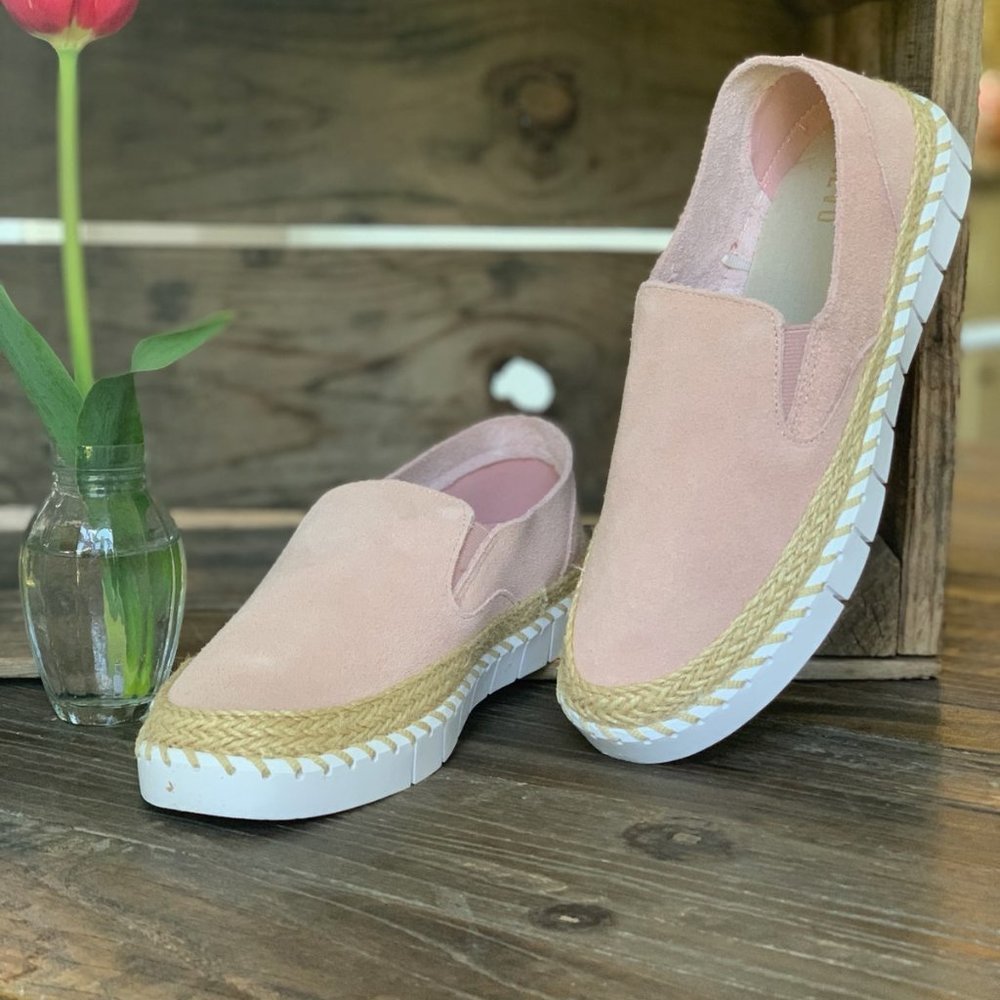 Crevo Casual Slip On - Picture 2 of 4